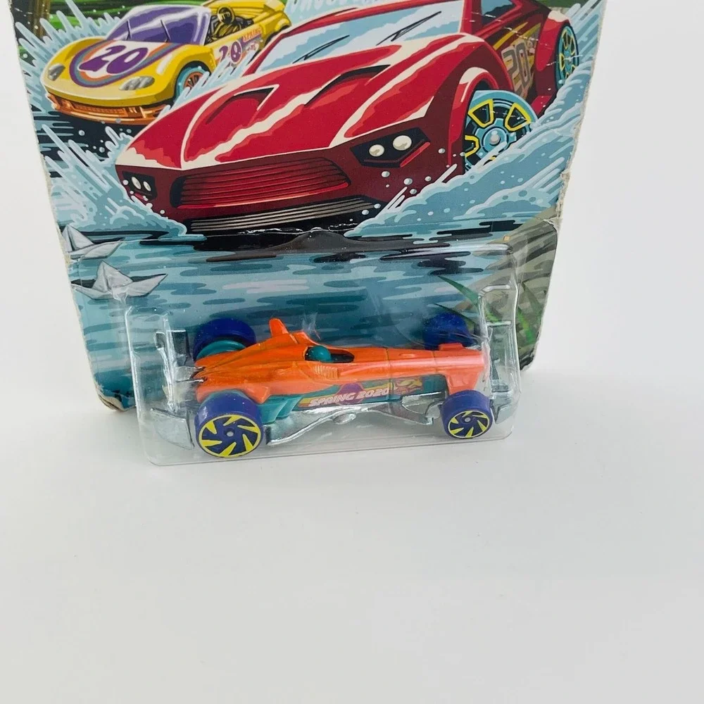2020 Hot Wheels Spring / Easter Series Car #1 F-racer New Near Mint